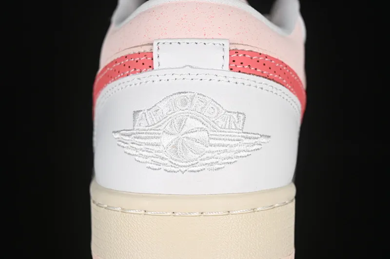 All categories Air Jordan Jordan series basketball shoes Air Jordan 1 Low Air Jordan 1 Low AJ1 Joe 1 white and pink low-top cultural and leisure sports sneakers IB8156-133